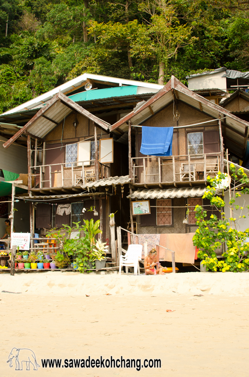 Chang Bar Bungalows