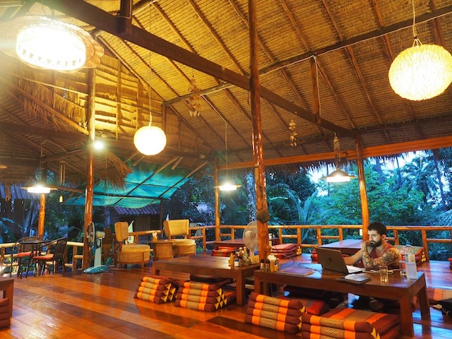 Little Eden Bungalows & Restaurant