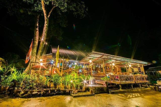 Tarzan Island Resort & Restaurant