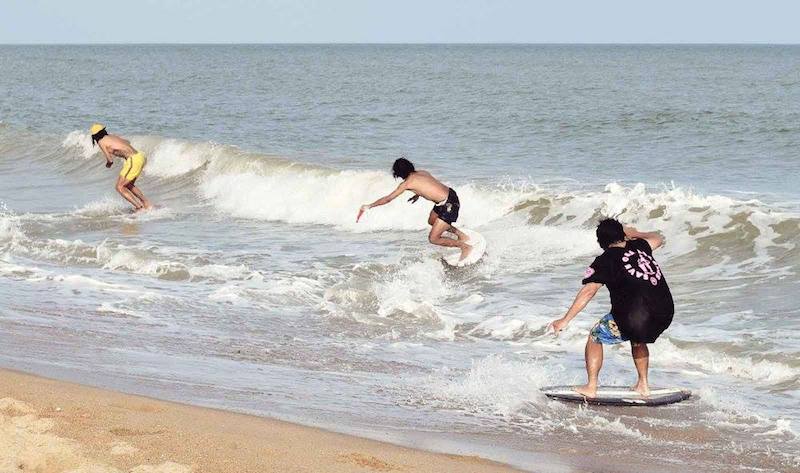 Skimboarding